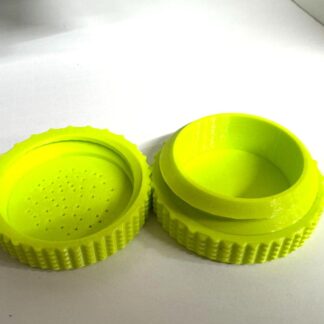 Thread-Together Bait Cup