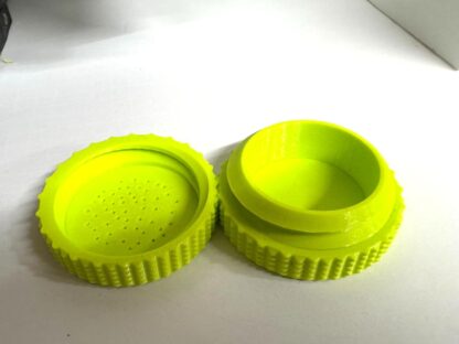 Thread-Together Bait Cup